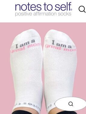 Notes to Self "I am a great mom" Positive Affirmation Low Cut Socks
